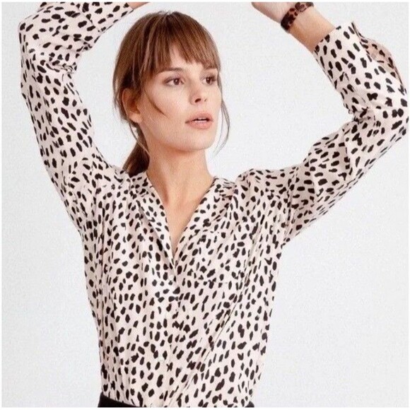 Rails Rebel Silk Shirt Extra Small Blush Black Womens Button Down Spotted Print - Picture 1 of 6